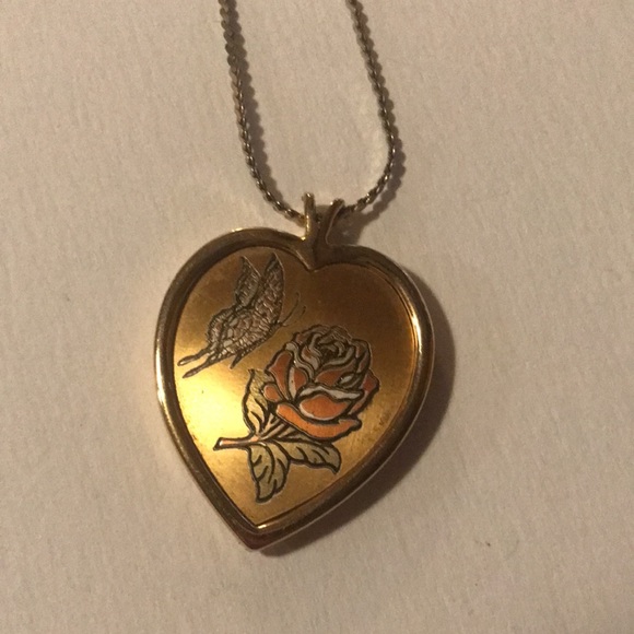 Reed & Barton Demascene Butterfly and Rose Vintage Necklace Gold Tone - Picture 4 of 9